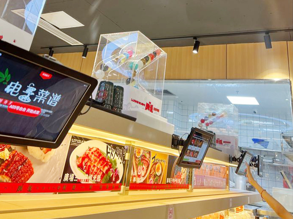西安市客户抽奖扭蛋回转寿司设备案例